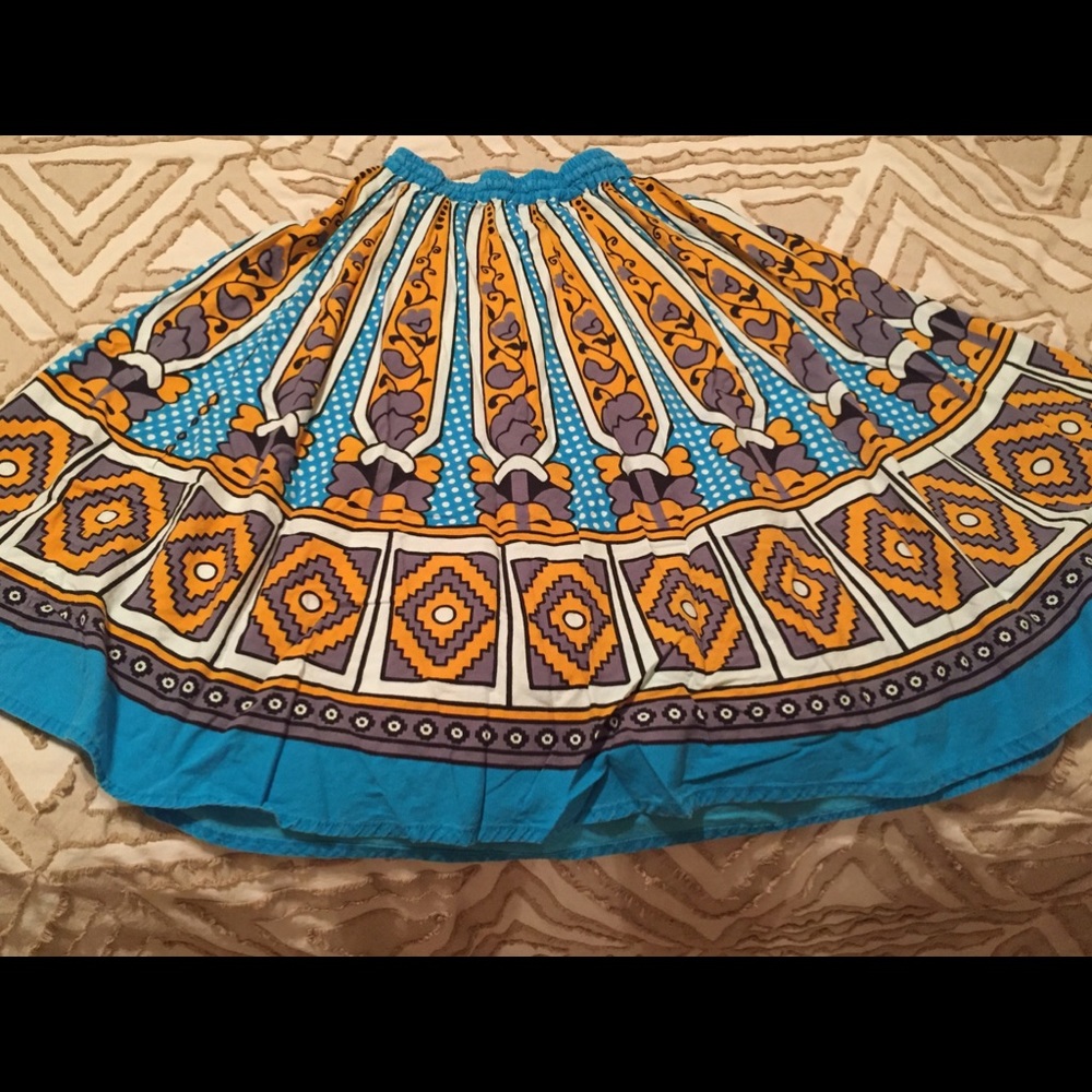cute and colorful vintage skirt.